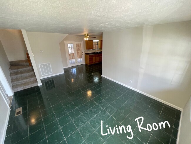 Photo - 239 Doe Run Blvd