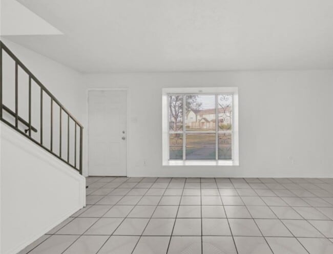 13517 Castilian Dr Unit 1