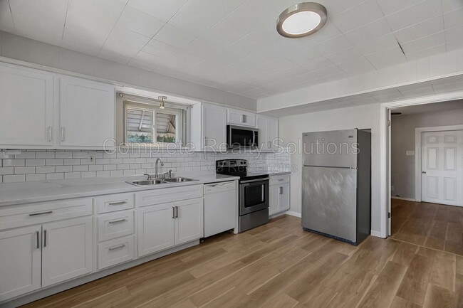Photo - 4078 Meramec St