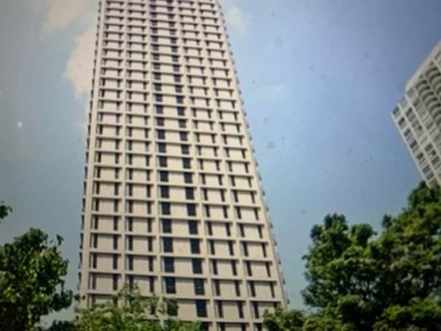 Building Photo - 1960 N Lincoln Park W Unit 2105