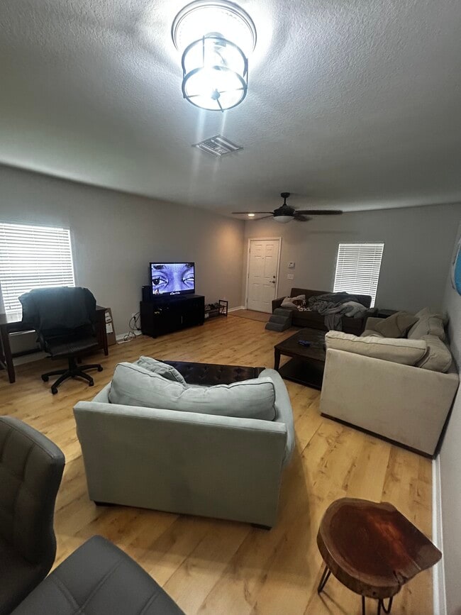 Photo - 15751 Stable Run Dr Unit Stable Run