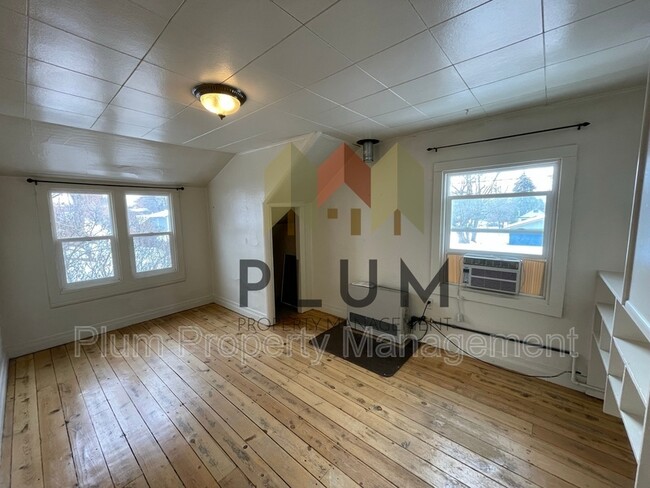 Photo - 807 Bulwer St Unit B