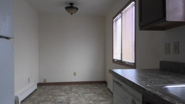 Kitchen Dining - 7411 Woburn Cir