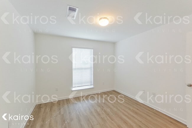 Photo - 11405 Camden Ct Cir