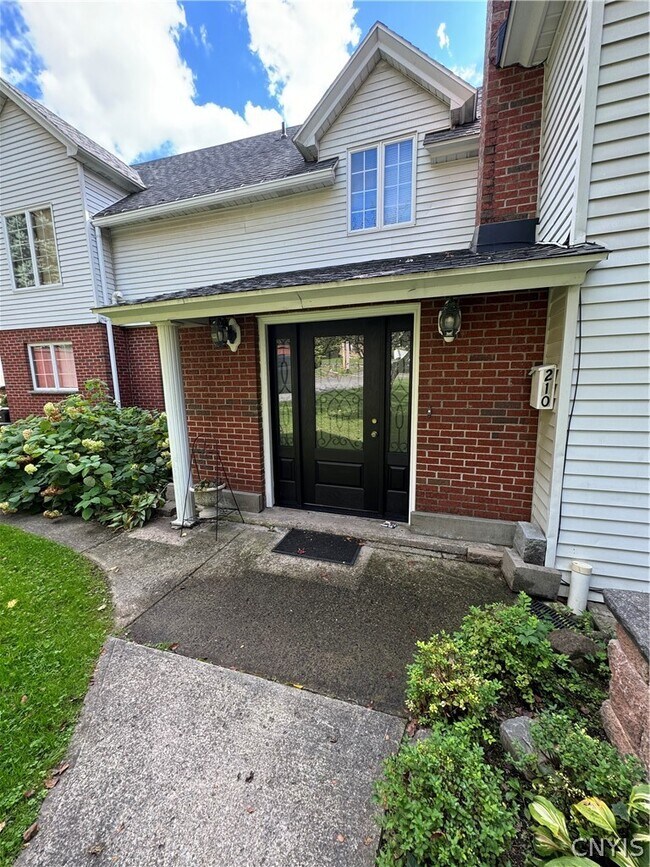 Photo - 210 Lincoln Park Dr