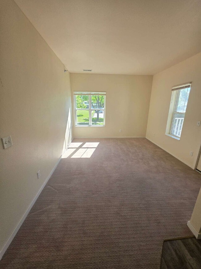 Photo - 2 Bedroom | 1 Bathroom 2nd Floor Apartment Available RIGHT NOW! Unit 209