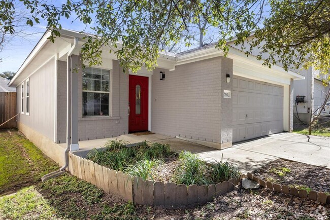 Building Photo - 8611 Davis Oaks Trail Rental