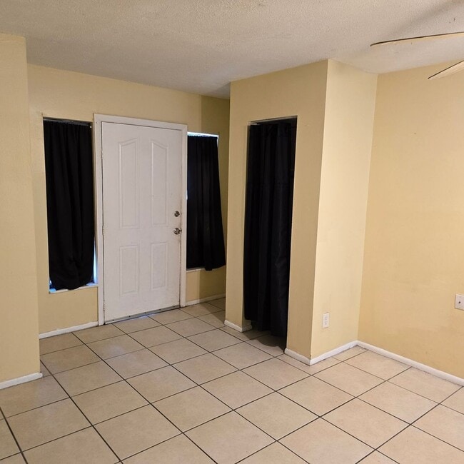 Photo - 4487 Wheatley St