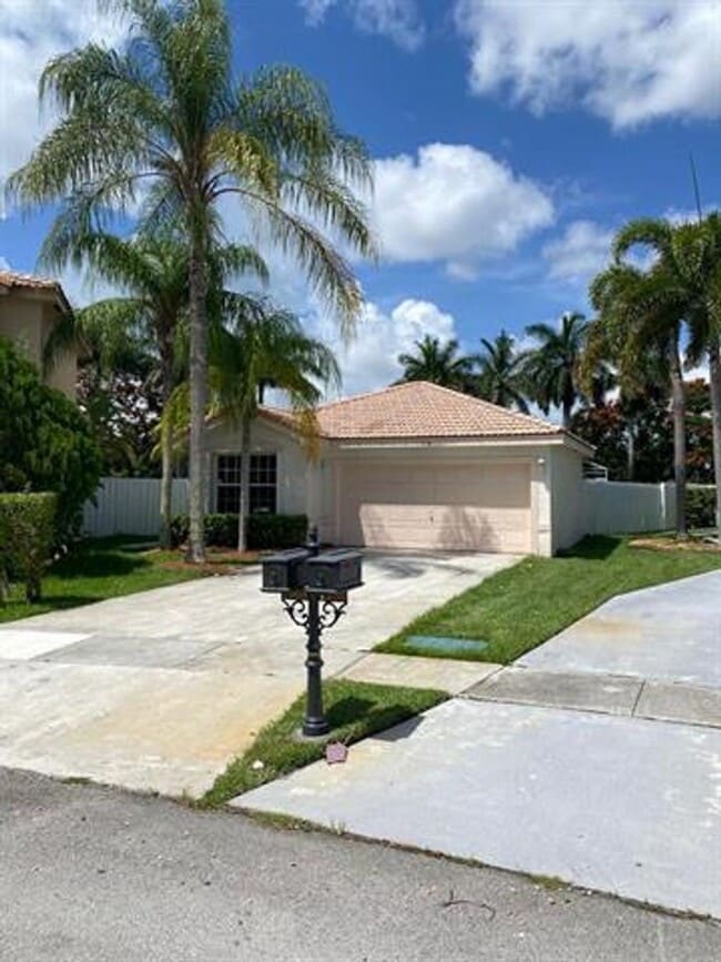 Photo - 1968 SW 177th Ave