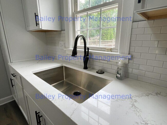 Photo - 215 McCready Ave