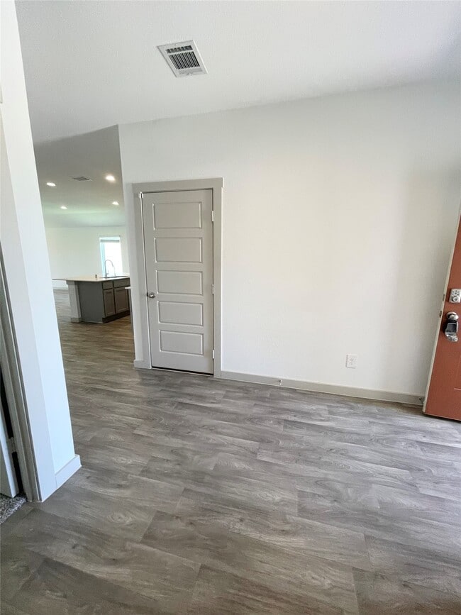 Building Photo - 1830 Plantation Pl
