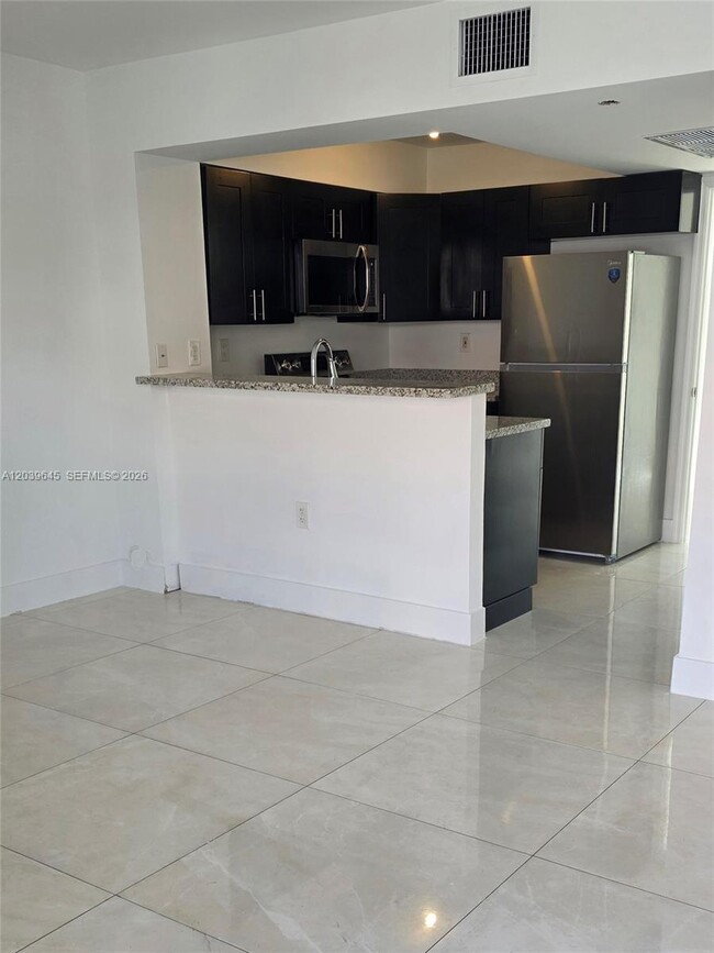 Photo - 2154 W 60th St Unit 12111