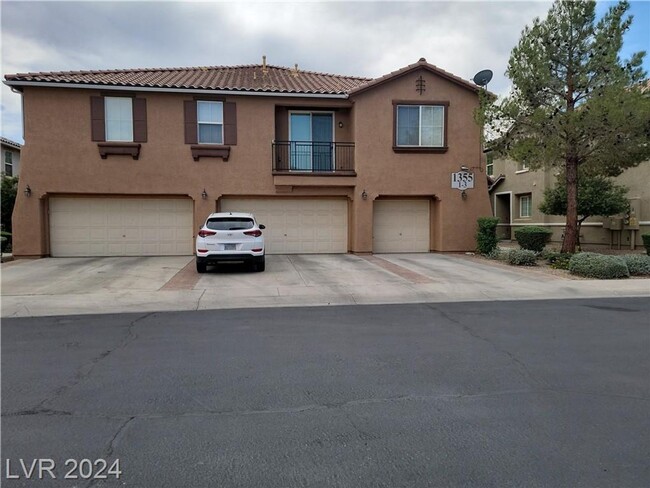 GREAT 2 BED, 2 BATH TOWNHOME WITH ATTACHED... - GREAT 2 BED, 2 BATH TOWNHOME WITH ATTACHED...