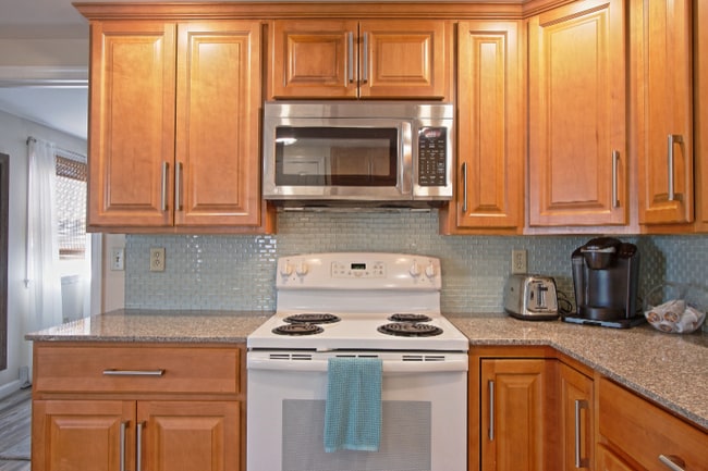 Photo - 123 S Railroad St