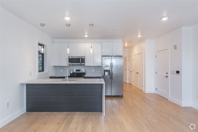 Building Photo - 7505 Park Ave Unit 302 Rental