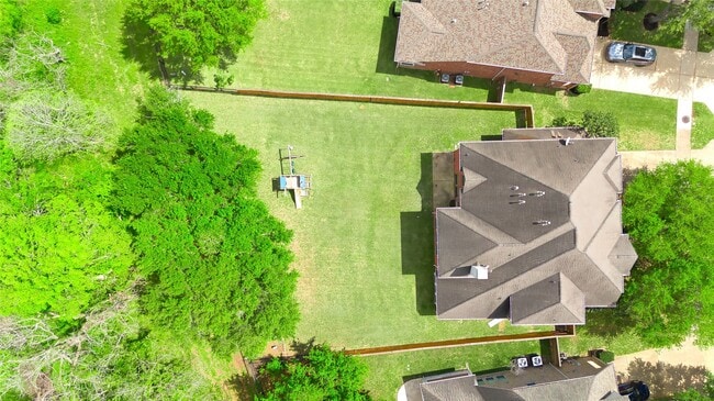 Building Photo - 5619 Riverstone Crossing Dr