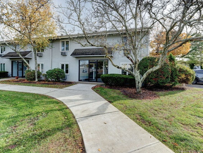 Building Photo - 105 Florence Rd Unit 2B