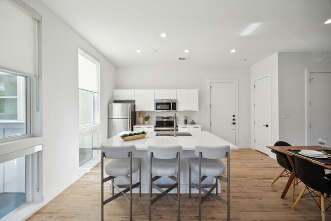 Photo - Guest House at 4907 Bryan