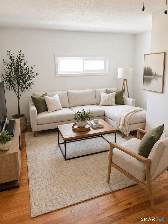 243 N Elm St Unit 3