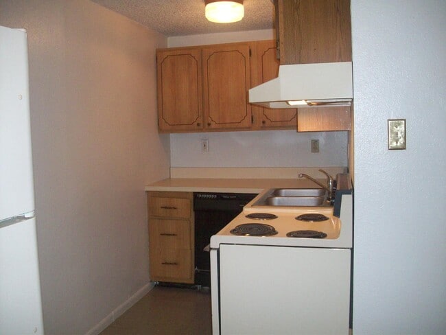 Photo - 2512 Elmwood Pkwy