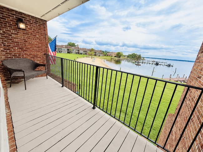20 Indian Creek Trail