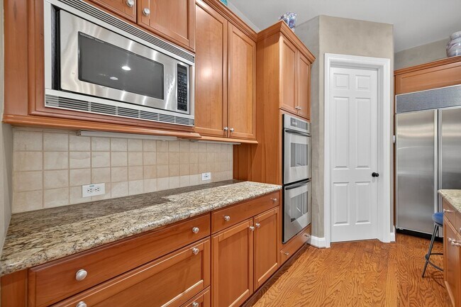 Photo - 11938 Rosebrier Park Ln