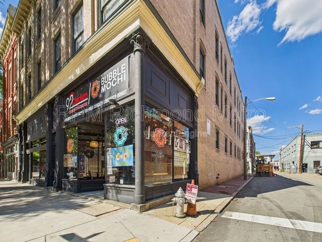 Photo - 200 W Broad St Unit 201