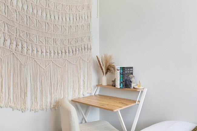 Photo - 65 W Dravus St Unidad SI ID1035898P