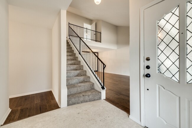 Photo - Overton Park Duplex!