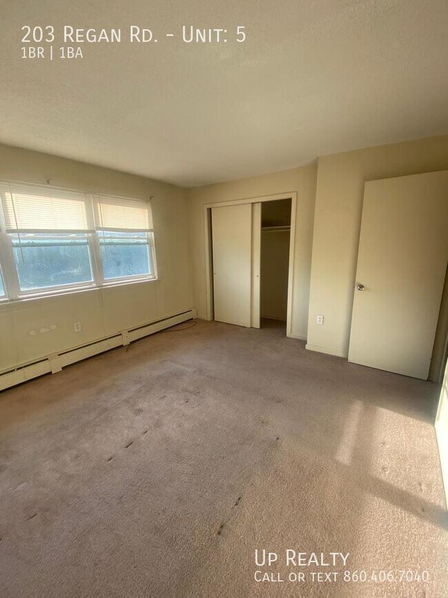 Photo - 203 Regan Rd Unit : 5