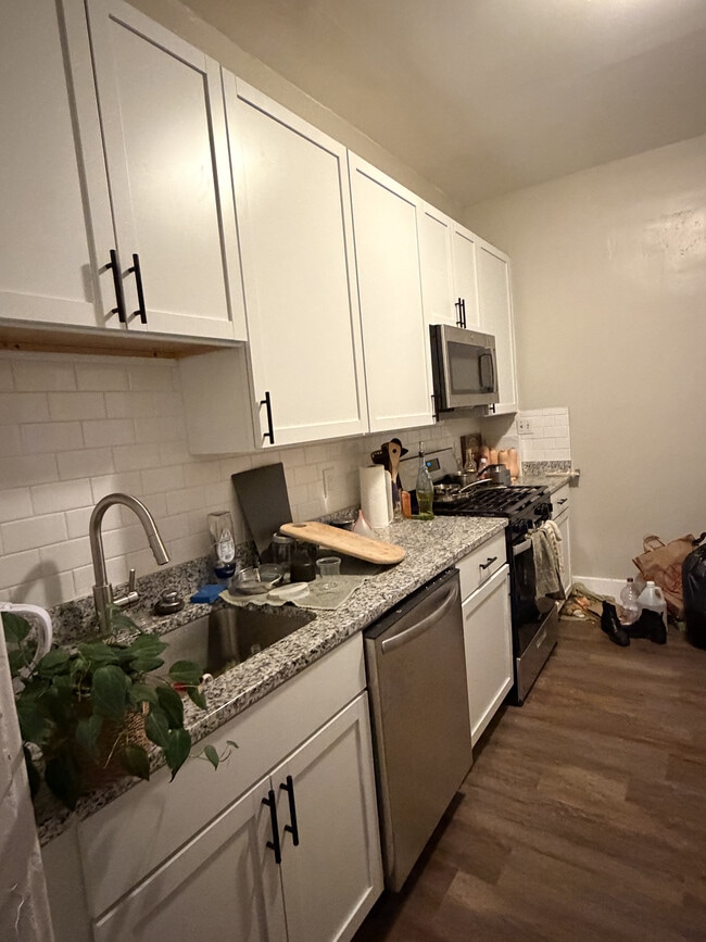 Photo - 172 W 8th Ave Unit A