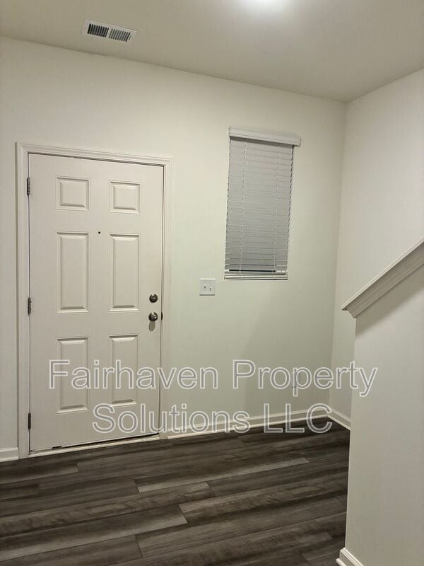 Photo - 1050 Paddington Dr