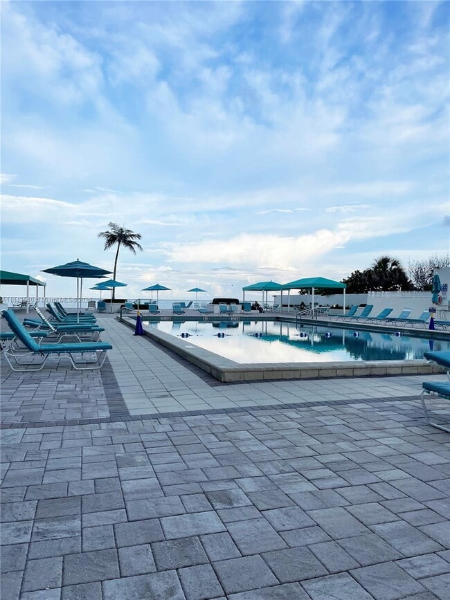 Photo - 3725 S Ocean Dr Unit 415