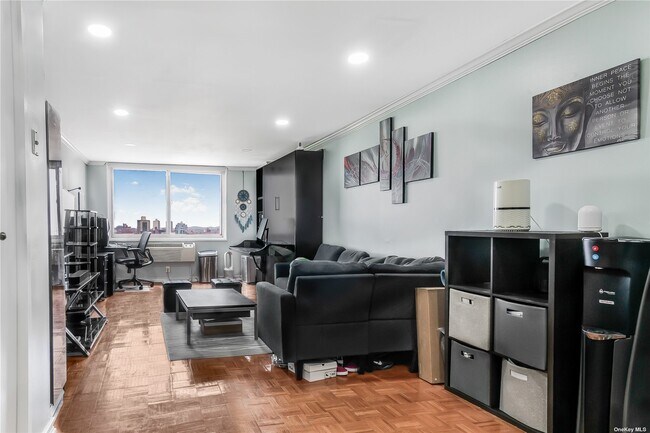 Photo - 118-17 Union Tpke Un Unit 14C