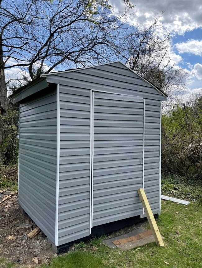 Photo - Cozy 2bd/1bath with Big Yard