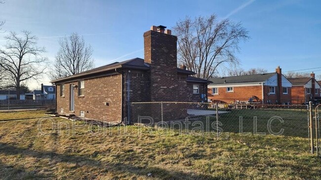 Photo - 7510 Cardwell St