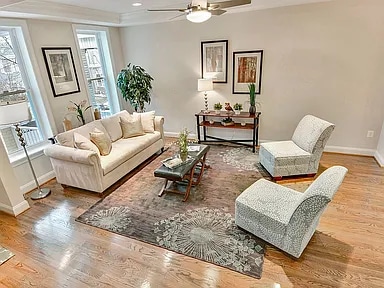 Sala de estar - 757 Princeton Pl NW