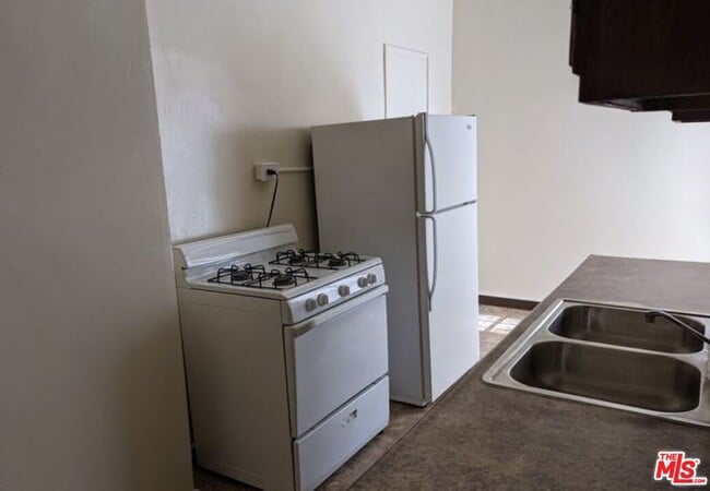 Photo - 665 Cochran Ave Unit 104