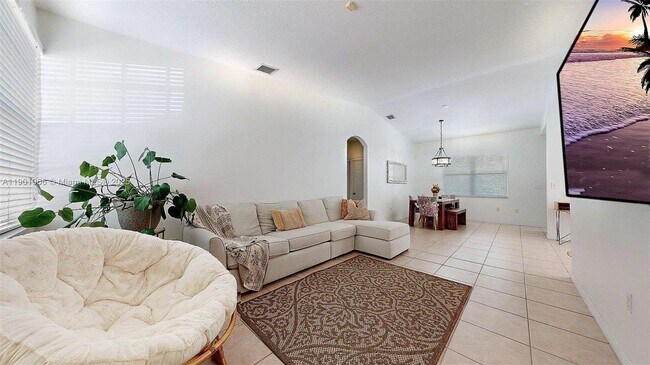 Photo - 12567 SW 121st Ave