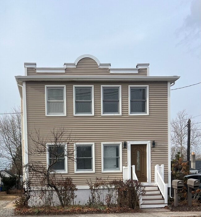 Building Photo - 263 S Cherry St Rental