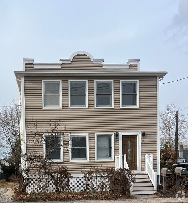 Building Photo - 263 S Cherry St Rental