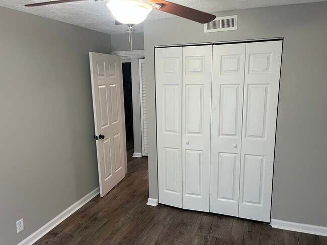 Photo - Madison Park Condominiums #C71