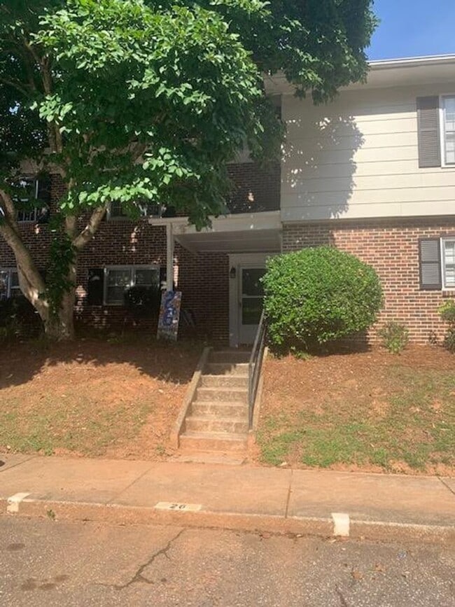 Building Photo - Single Family Home