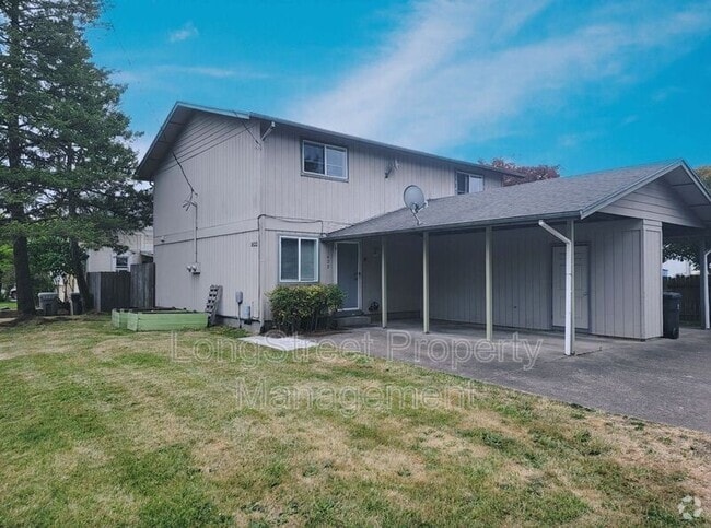 Building Photo - 1622 College St Rental