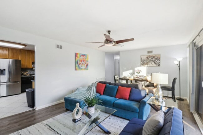 Building Photo - 1319 Lexington Ave Rental