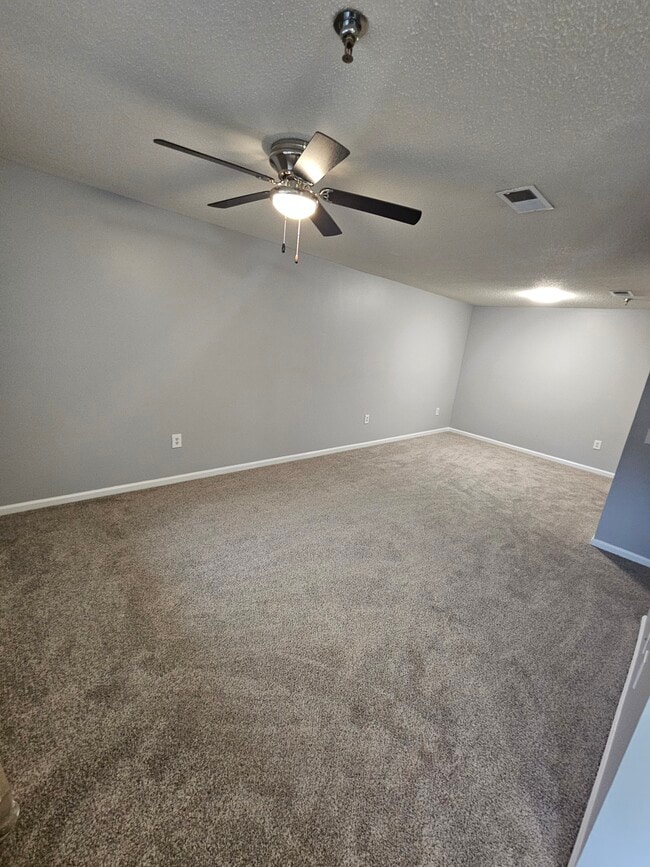 living / dining area