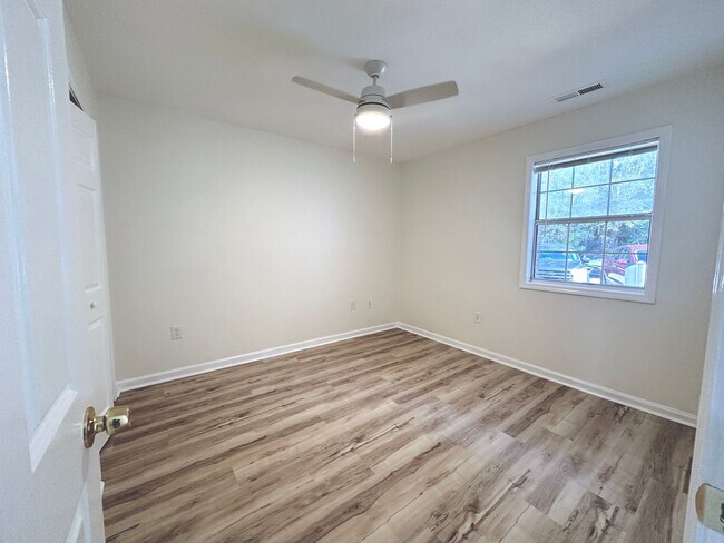 Photo - Newly updated 1 bedroom/1 bath condo in Ri...