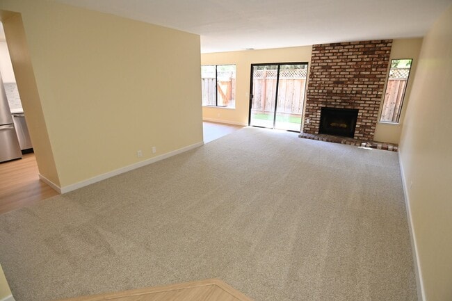 Photo - 347 W Rincon Ave