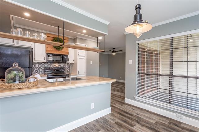 Photo - 16301 Ledgemont -1504