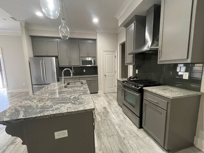 Photo - 3 Bedroom House in The desirable University Villas